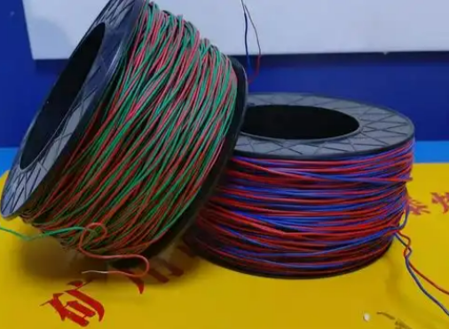 吉阳放炮线的主要材质有哪些？不同材质的适用场景有何区别？